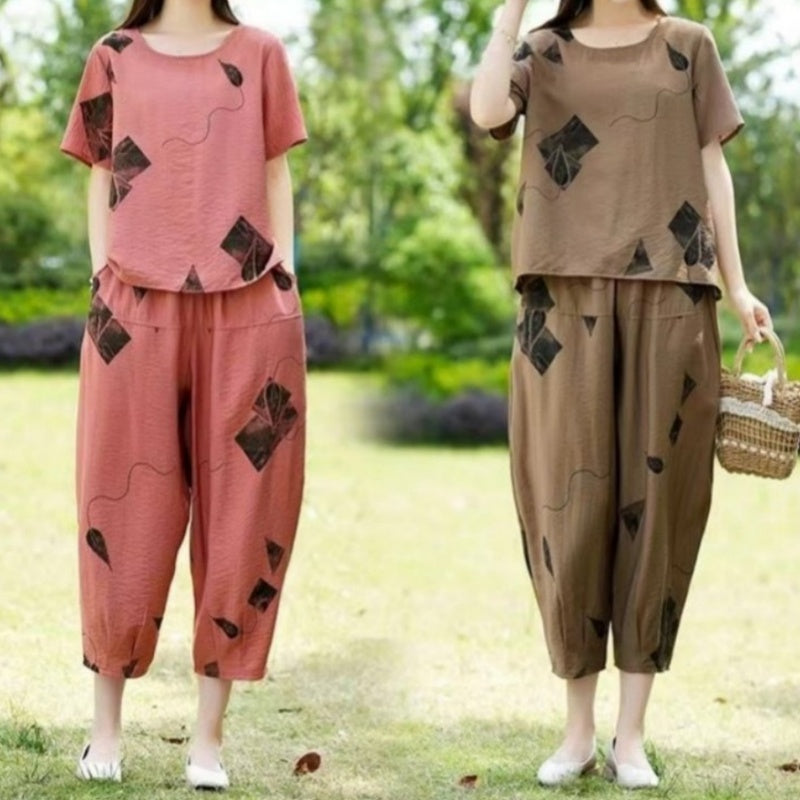 Women's Printed Short-Sleeved Top & Cropped Pants Set